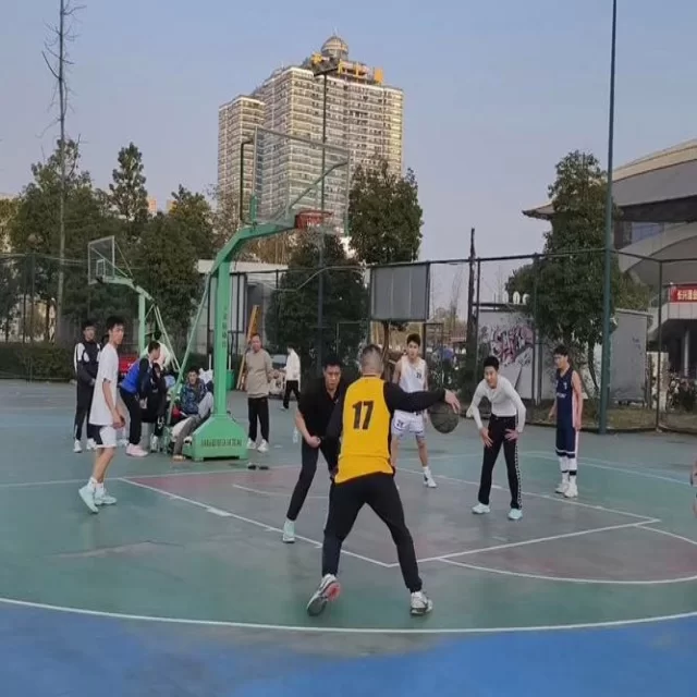 运动员复出:年轻化视角的新趋势与启示